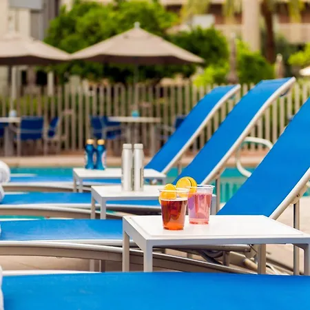 Doubletree Suites By Hilton Phoenix