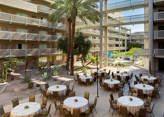 Hotel Doubletree By Hilton Phoenix