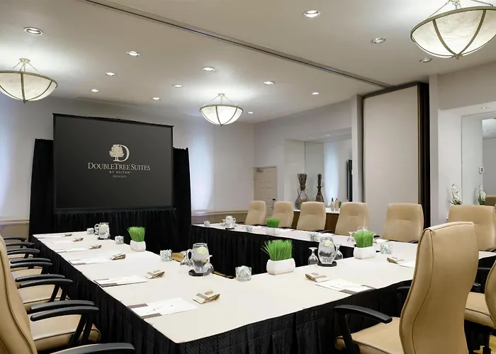 Hotel Doubletree By Hilton
