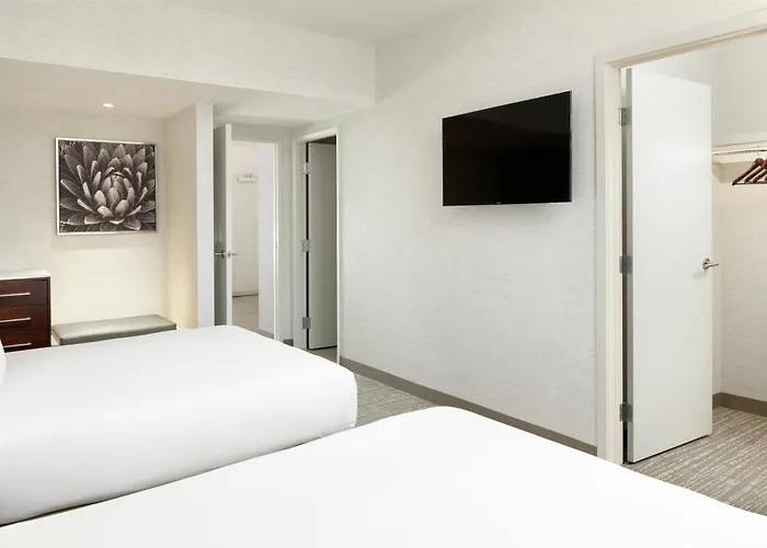 Doubletree By Hilton Phoenix