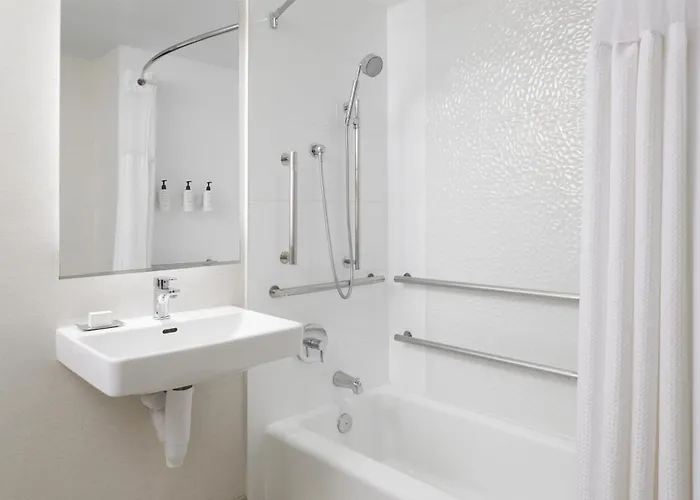 Doubletree By Hilton Phoenix